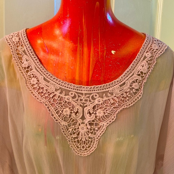 CANDIE’s Beautiful Elegant Lace Trim Blouse - Mauve - Picture 12 of 15